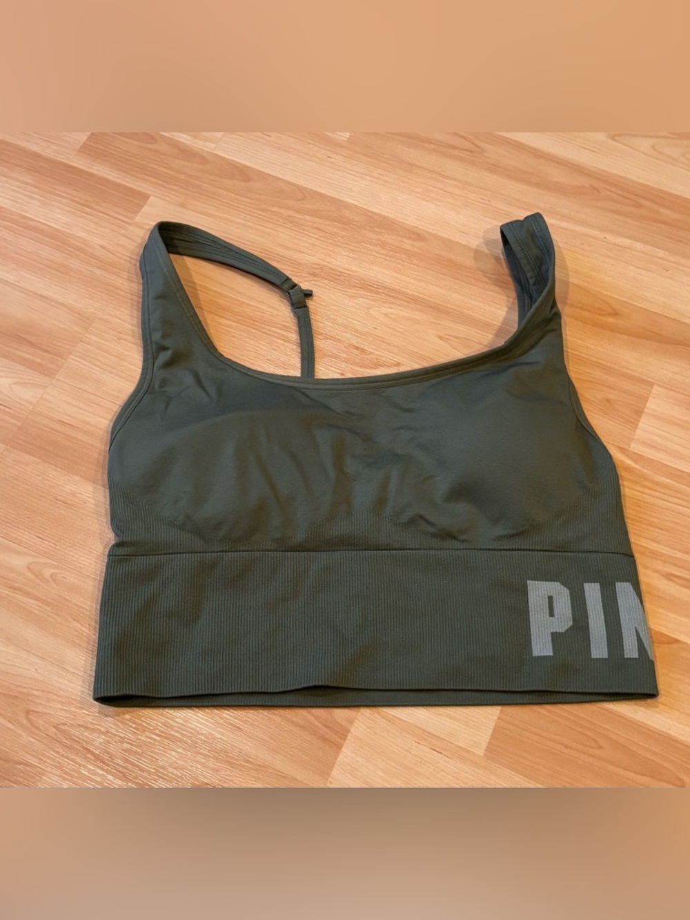PINK Active Victoria’s Secret Lightly Lined Sports Bra